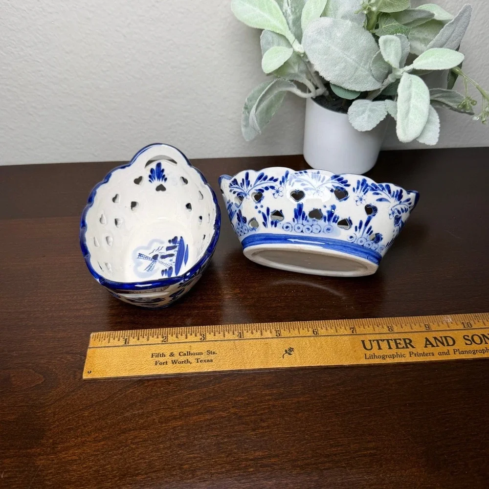 Vintage Delft Blue Style Ceramic‎ Heart Cutout Trinket Bowls Set of 2 Windmill